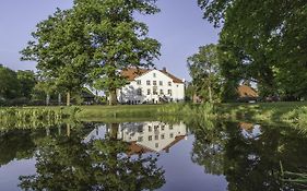 Hotel & Gaestehaus Gut Kaden